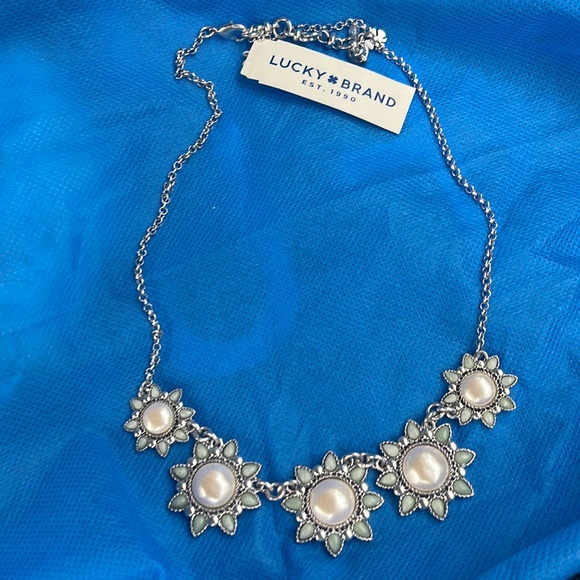 Lucky Brand Jewelry Nwt Lucky Brand Flower Pearlseafoam And Stone